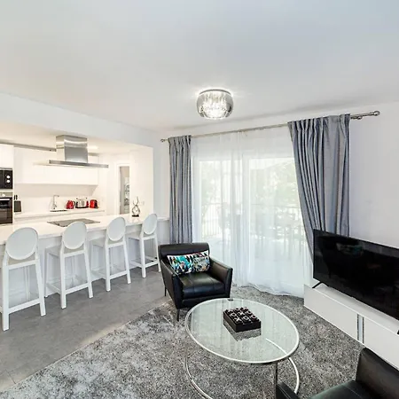 Apartman By Riva - Modern, Contemporary 3bed Dama De Noche Puerto Banus