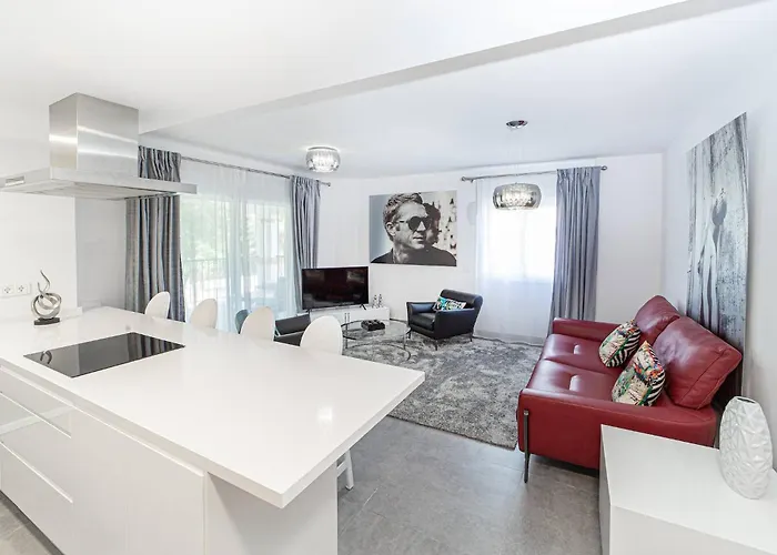 Apartman By Riva - Modern, Contemporary 3bed Dama De Noche Puerto Banus Marbella