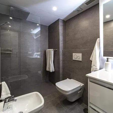 By Riva - Modern, Contemporary 3bed Dama De Noche Puerto Banus Апартаменти
