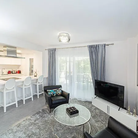 Appartamento By Riva - Modern, Contemporary 3bed Dama De Noche Puerto Banus *