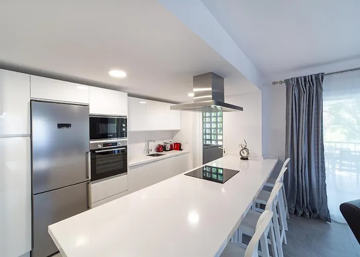 By Riva - Modern, Contemporary 3bed Dama De Noche Puerto Banus Apartamento Marbella