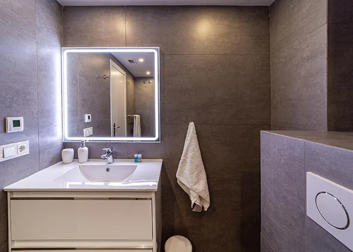 By Riva - Modern, Contemporary 3bed Dama De Noche Puerto Banus *