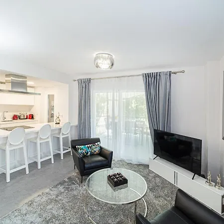 By Riva - Modern, Contemporary 3bed Dama De Noche Puerto Banus *