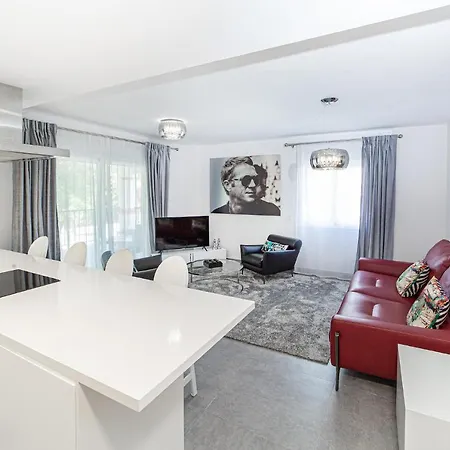 By Riva - Modern, Contemporary 3bed Dama De Noche Puerto Banus Apartmán